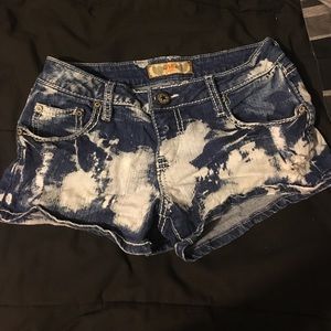 Distressed bleached jean shorts size 5