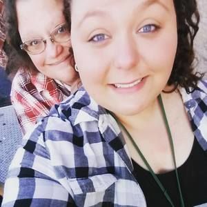 Meet your Posher, Tina