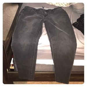 18 W Grey Baccini Jeans - Stretch