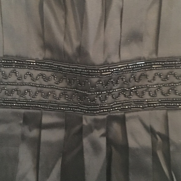 Moda International Black Satin Pleated Top XS/XXS - Picture 3 of 4