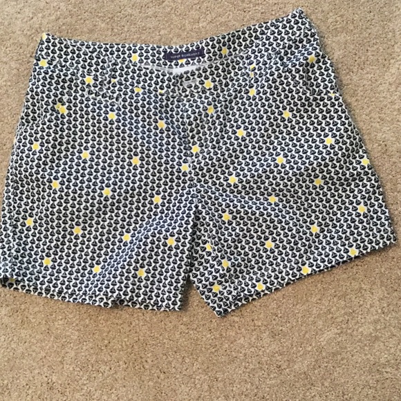 Columbia adorable Women's shorts