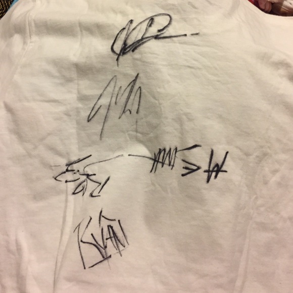AYA Jason Lancaster band shirt SIGNED - Picture 3 of 4