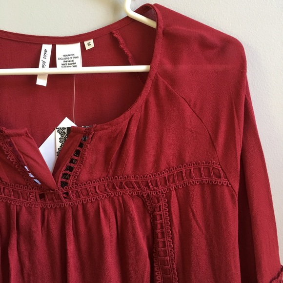 New Burgundy Crochet Peasant Top - Picture 2 of 4