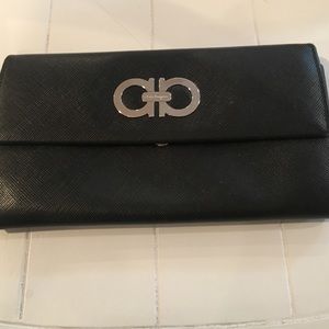 Salvatore ferragamo wallet