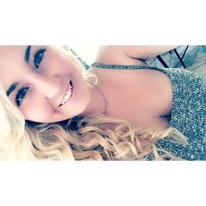 Meet your Posher, Ashlee