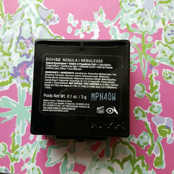 Eyeshadow - Picture 3 of 3