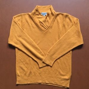 Vintage mustard sweater
