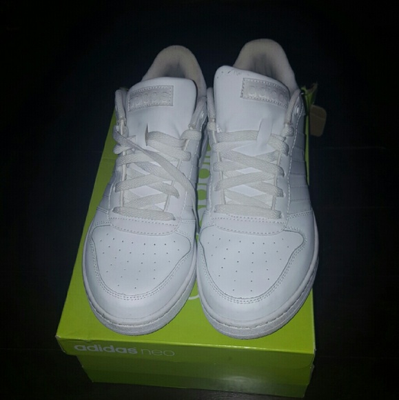 Adidas Sneakers