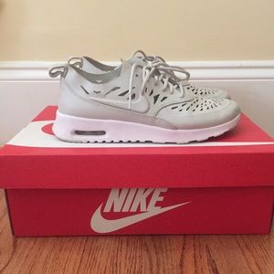 Nike Women's Air Max Thea