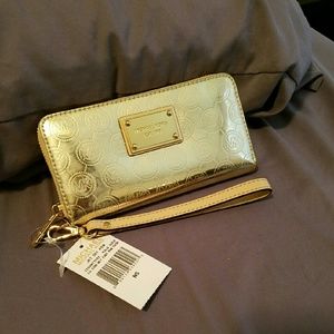 Michael Kors
Jet Set Wallet Wristlet