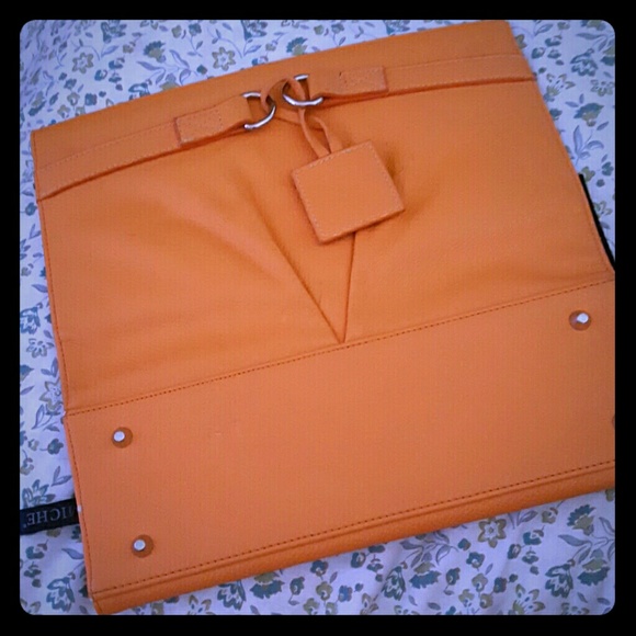 Miche Shell Colton