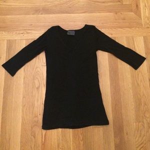 Long black Michael Stars top size small
