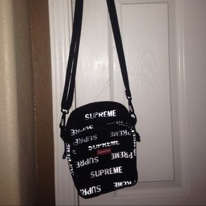 Supreme FW16 shoulder bag