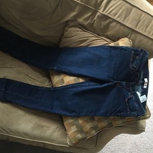 Dark wash hollister skinny jeans