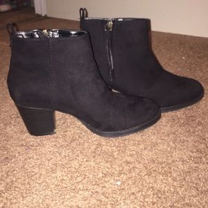 High heel booties