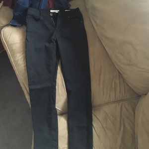 Black skinny jeans