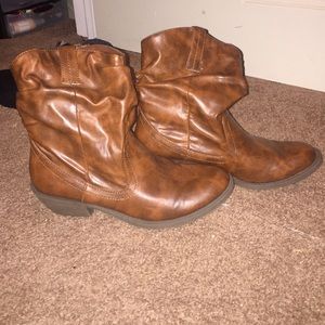 Brown boots