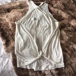 NEWYEARSDAYSALE🙌🏻Open Back/Tie bottom tank