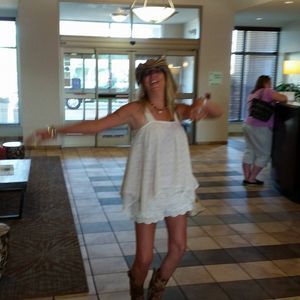 Meet your Posher, Brenda