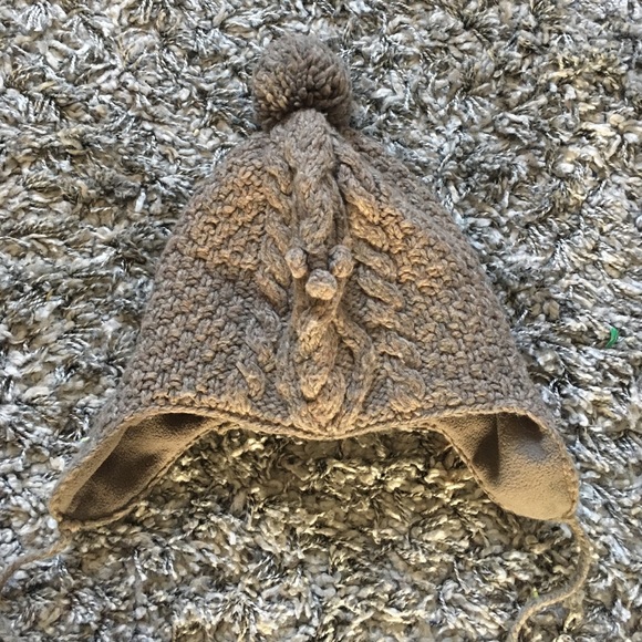 Gently loved American Eagle knit winter hat