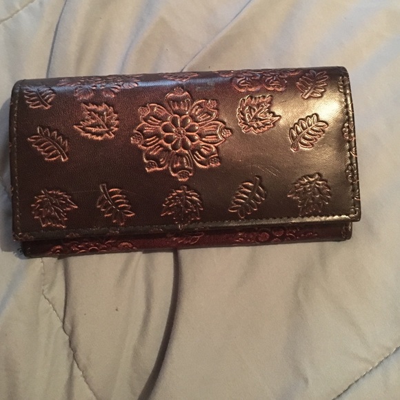 Earthbound wallet