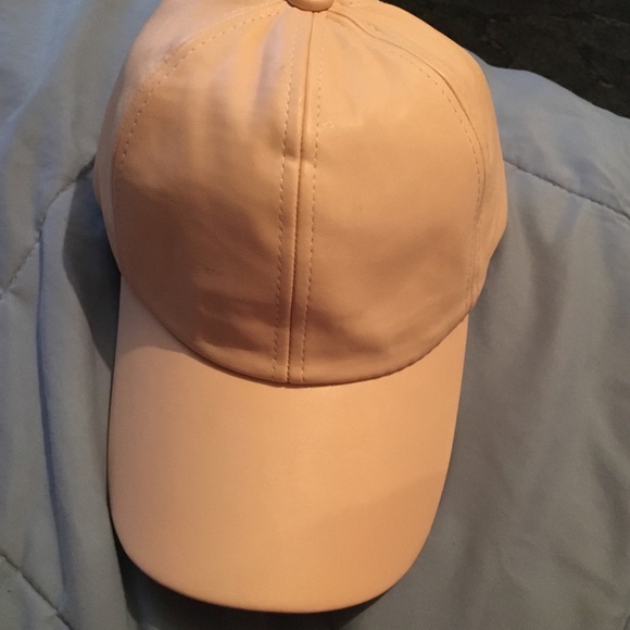 Fashion nova hat