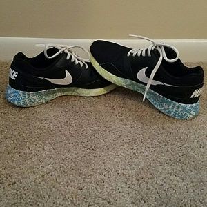 Nike kaishi run size 9