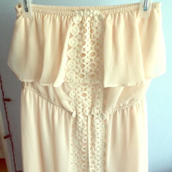 SALE! STRAPLESS FLOWY SUMMER DRESS