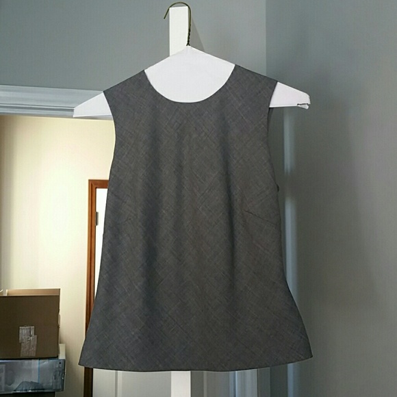 Gray Sleeveless Shell - XS - Picture 1 of 2