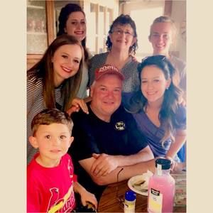 Meet your Posher, Holly