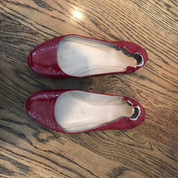 Mossimo red flats