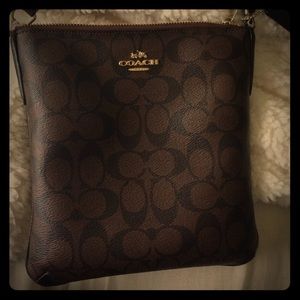 COACH CROSS BODY!