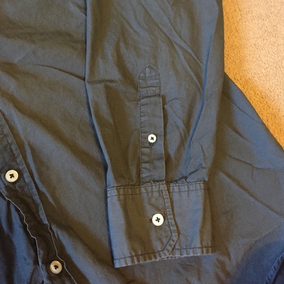 AEO Men's Gray Button Down - XL - Picture 3 of 3