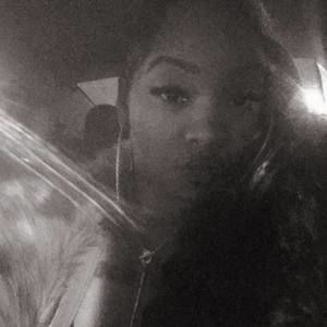 Meet your Posher, Johnella