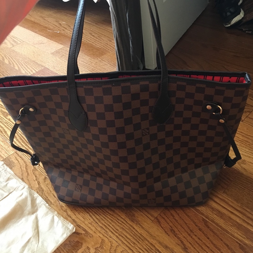Inspired checkered