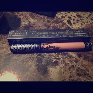 Kat von d (bow n arrow)