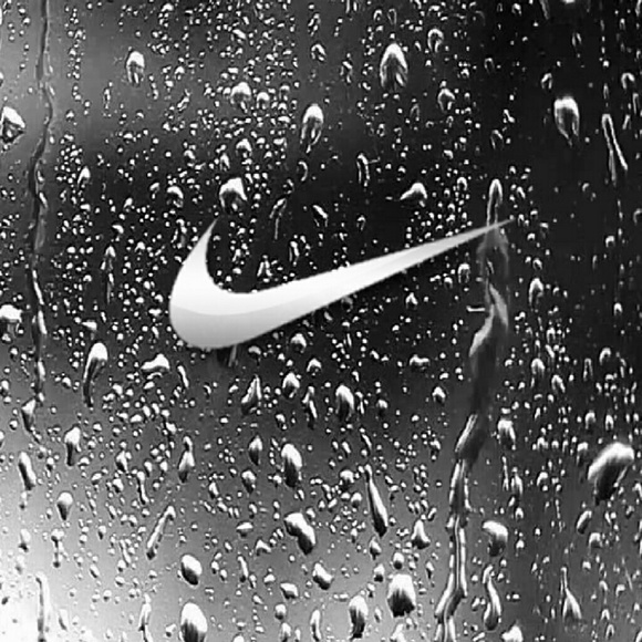 Meet your Posher, Chris - Picture 1 of 1