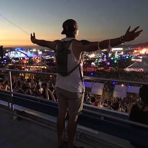 Meet your Posher, Wesley