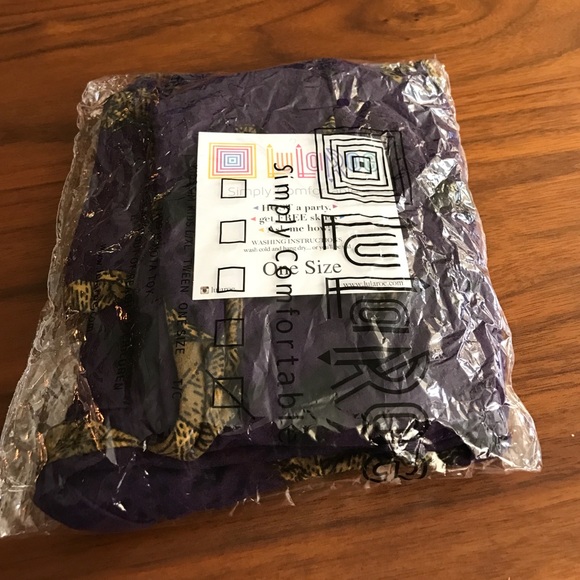LuLaRoe Bear OS leggings - Picture 3 of 3
