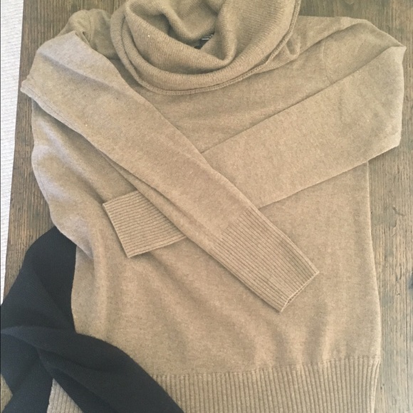 C by Bloomingdale's Cashmere Sweater