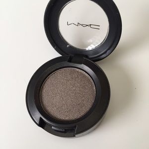 RARE!! Smoke and Diamonds MAC Cosmetics eyeshadow