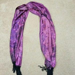 Woman's scarf