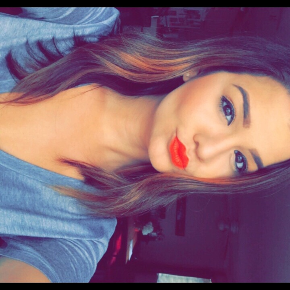 Meet your Posher, Chrissy