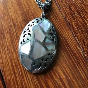 Sterling Silver (925) & MOP Pendant Necklace