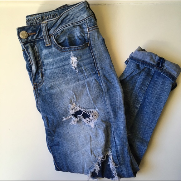 Cropped high waisted, distressed jeans