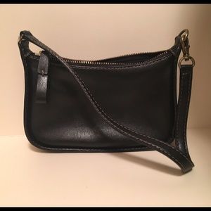 Nine West shoulder purse - great condition