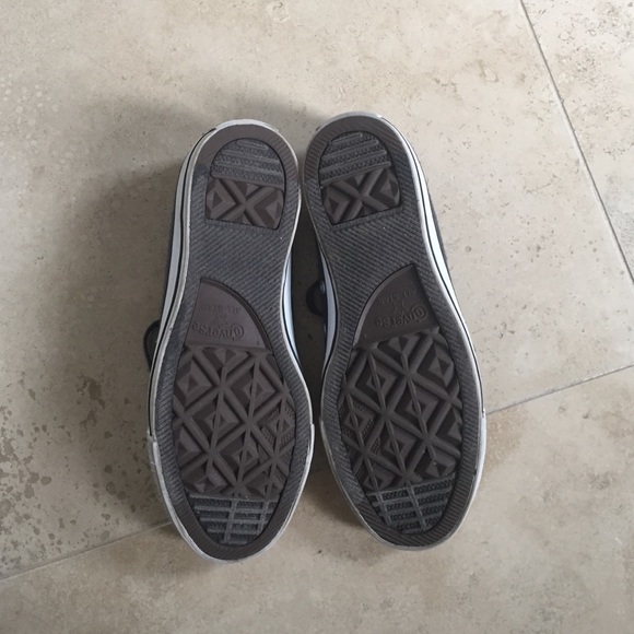 converse - Picture 2 of 2