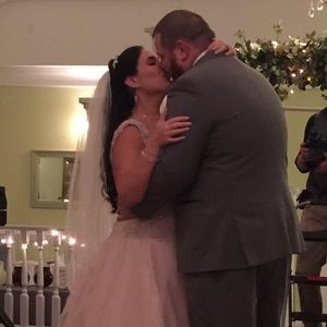 Meet your Posher, Leslie