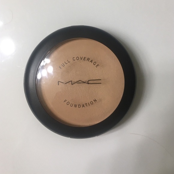 Mac full coverage foundation