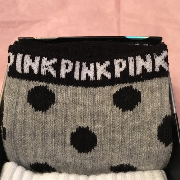 🆕SOLD OUT in STORE👣Pink VS 3 Box Set👣 - Picture 2 of 4